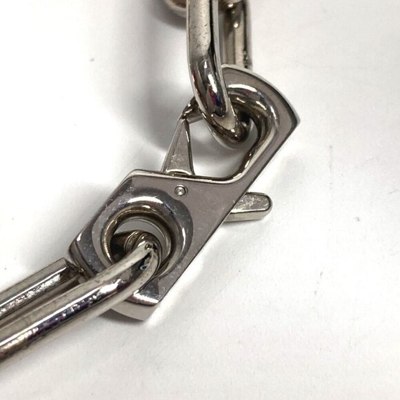 LOUIS VUITTON Black Necklace - Picture 8 of 11